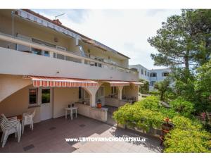 Apartments Oleandra