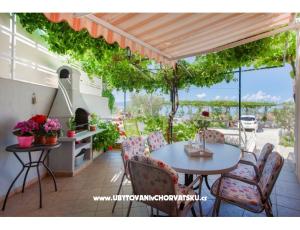 Apartments MARINA - Villa NEDIKA
