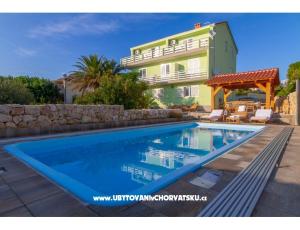 Apartments Villa Seka pool &amp; sauna