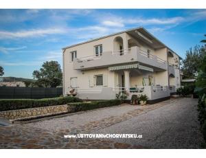 Apartments Bartolić