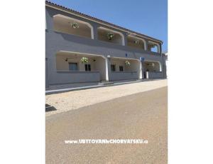 Apartments Caganic Villa Bledi