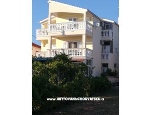 Apartments Vinka