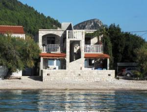 Apartments Uvala