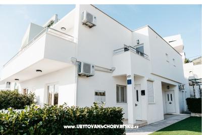 Apartments Komarna