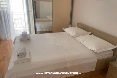 Apartments Jakir photo 2