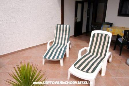 Apartments Petričević photo 4