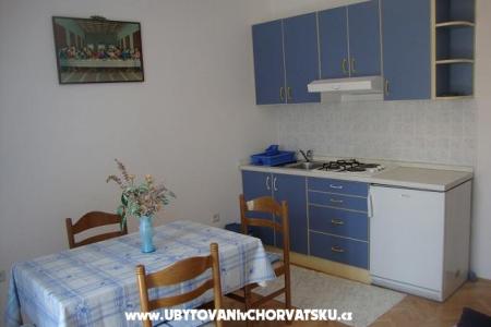 Apartments Tomić photo 2