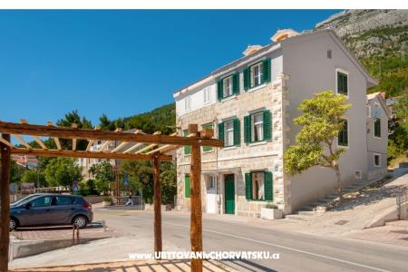 Apartments Zrinka Baška Voda Croatia