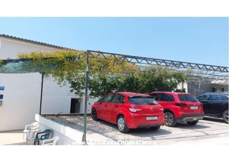 Apartment Poljak  photo 2