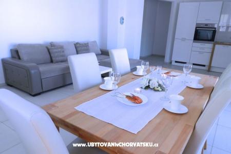 Diamant *** Baska Voda Croatia