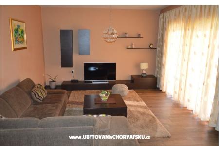 Aparatmani Adrian photo 2