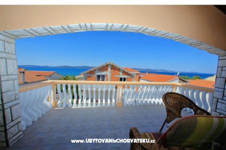 Apartment Lucie photo 4