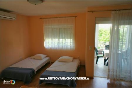 Apartments Danica photo 4