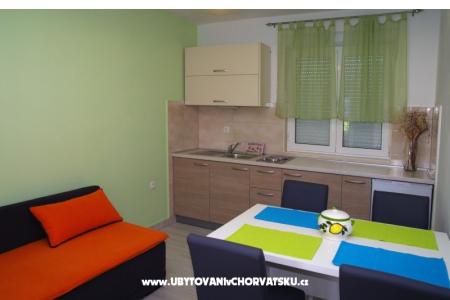 Apartments Lovre photo 2