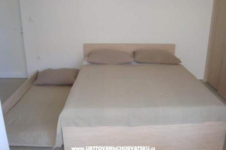 Apartments Neli photo 2