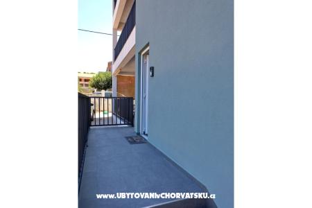 Apartments Royal Holiday  photo 4