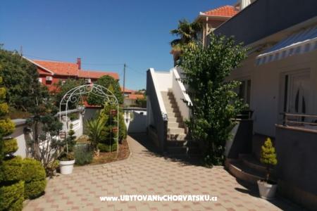 Apartments Šime photo 2