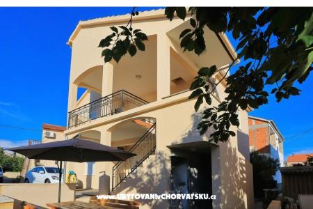 Apartments Vala photo 3