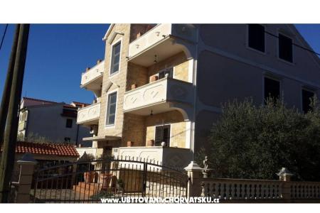 Apartments Vardić photo 2