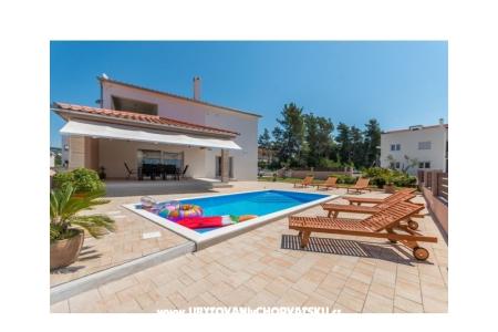 Holiday house vila Kunfin photo 5