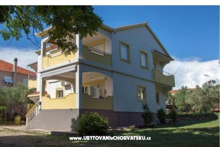 Apartments Lovre Bibinje Croatia