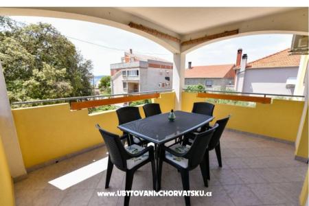 Apartments Lovre photo 3