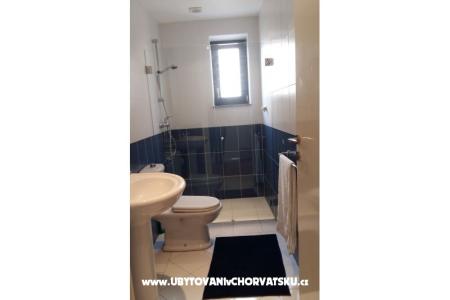 Apartments Nives photo 4