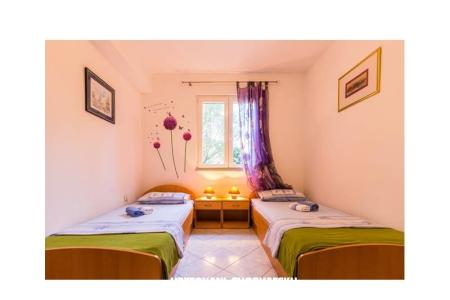 Apartment Grgo photo 2