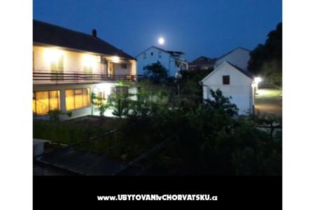 Apartments Jeličić photo 2