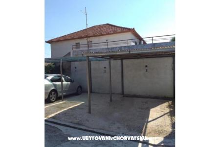 Apartments Jeličić photo 4