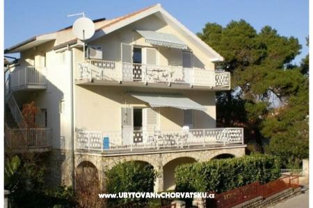 Apartments Lucija Biograd Croatia