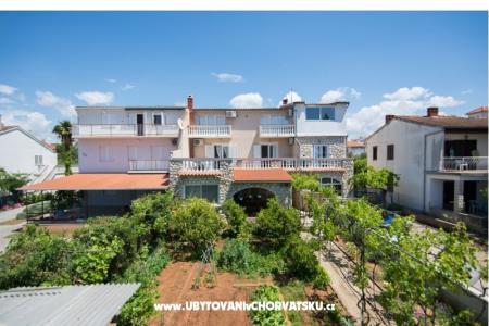 Apartment Anastazija i sobe RoLo uz  photo 3