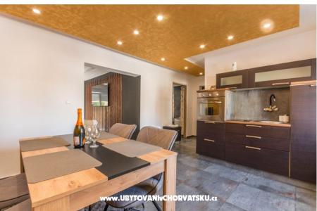 Bnm romantic photo 5