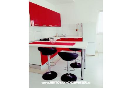 Apartment OZANA photo 2