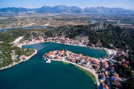 Marinus Apartments photo 5