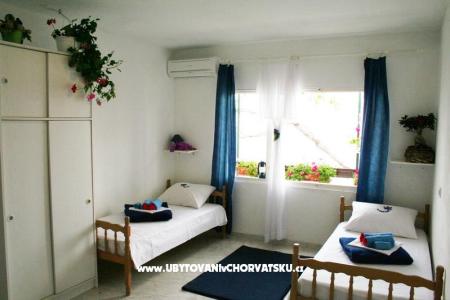 Apartments Nikola photo 3