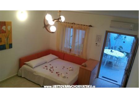 Apartment Restović photo 4