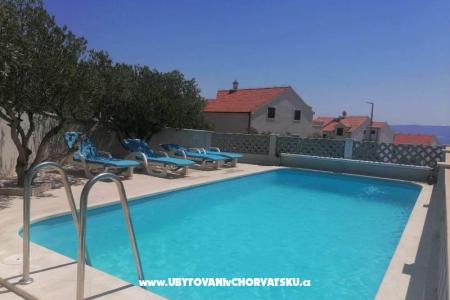 Apartments Gospojica  photo 2