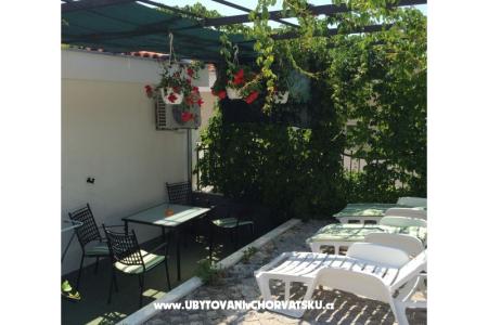 Apartments Kuić photo 4