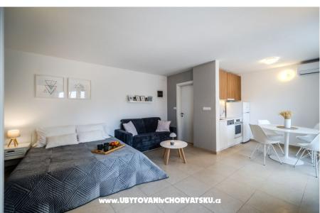 Apartments Tomy photo 3