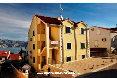 Apartments Karlena Brač Croatia