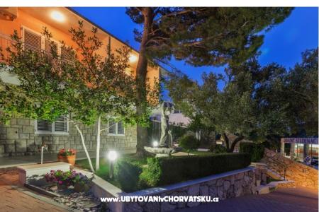 Apartments Skrabic Brela Croatia