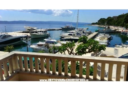 Brela by the Sea / Center Brela Croatia