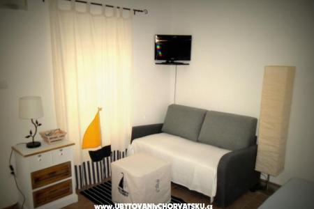 Studio apartment Marijana photo 2
