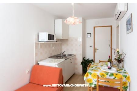 Ucovic Apartments photo 4