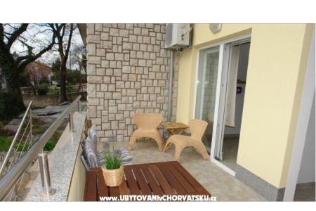 Adela Apartments photo 2