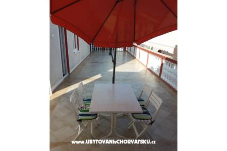 Apartments Nina photo 2