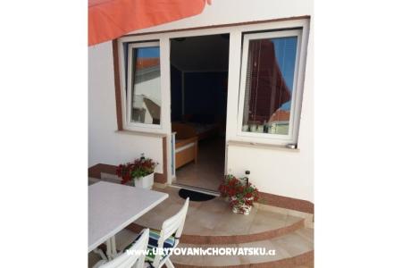 Apartments Nina photo 3