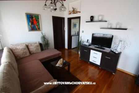 House  Mihaela photo 3