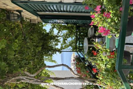 Apartments Kežić Drvenik Croatia